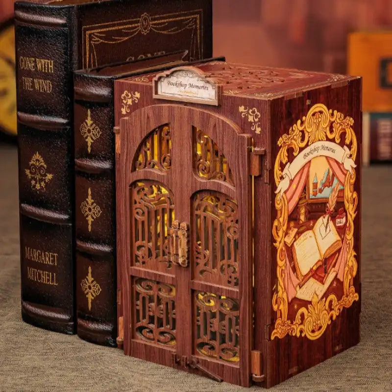 Book Nook Bookshop Memories – półki pełne miniaturowych książek, detale