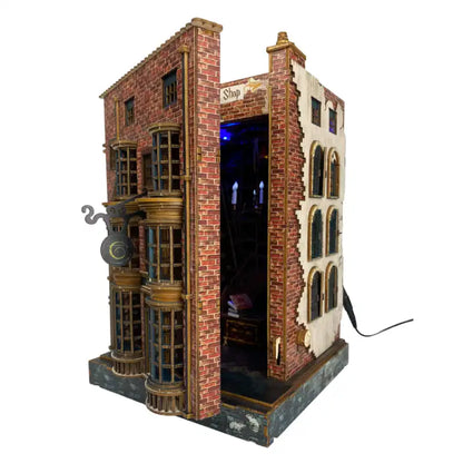 Book Nook Wizard Wand Shop – magiczny sklep z różdżkami, diorama DIY z oświetleniem LED