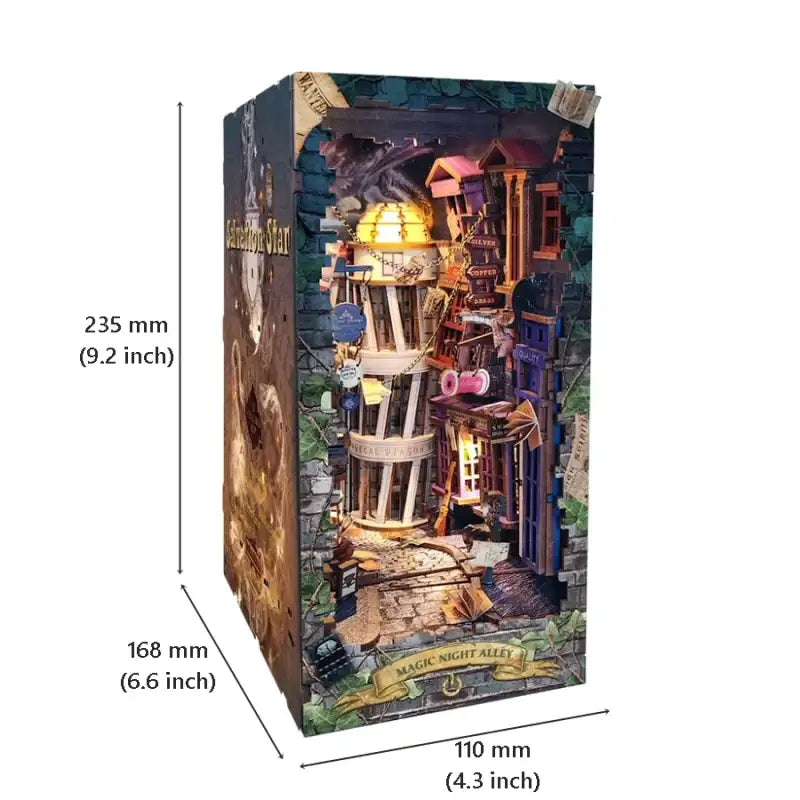 Złożony Book Nook Magic Night Alley ustawiony między książkami na półce