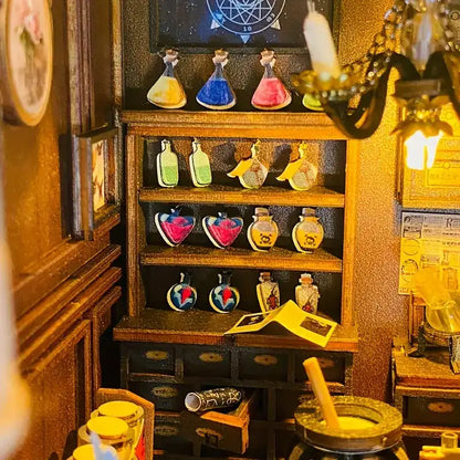 Book Nook Mira Magic House – oświetlenie LED budujące baśniowy nastrój