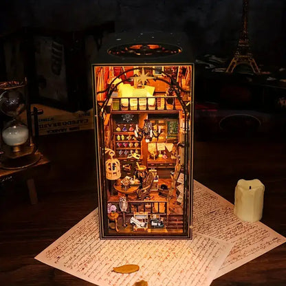 Book Nook Mira Magic House – zaczarowany domek z baśni, diorama DIY z oświetleniem LED