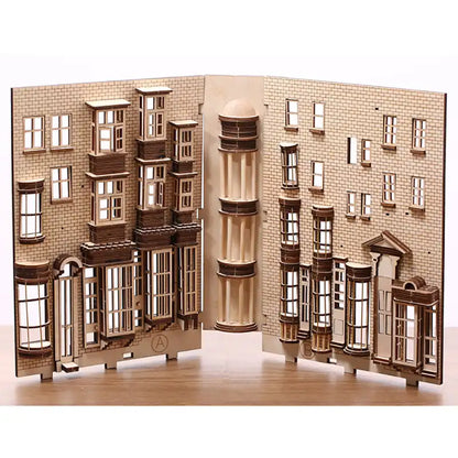 Book Nook Mysterious Ancient Street – miniaturowe kamienice i witryny