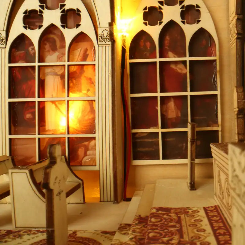 Book Nook Church Prayer – oświetlenie LED podkreślające nastrój
