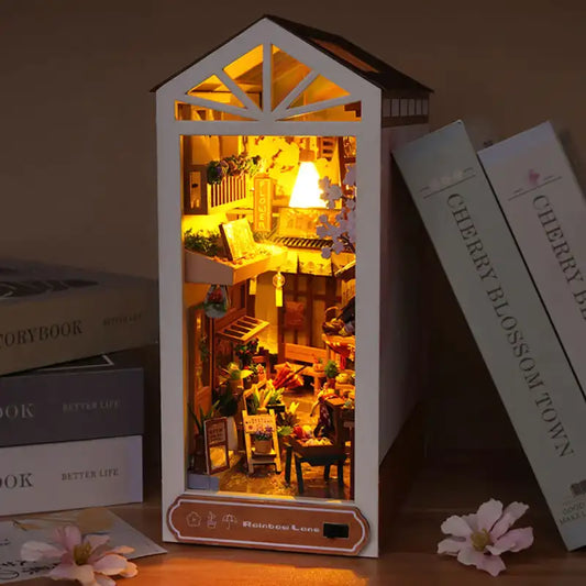 Book Nook Rainbow Love – kolorowy japoński book nook, drewniana diorama DIY z oświetleniem LED