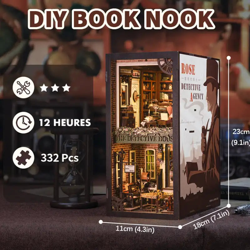 Złożony Book Nook Rose Detective Agency na półce z książkami