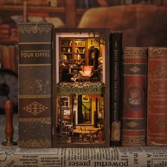 Book Nook Rose Detective Agency – miniaturowe biuro detektywistyczne, diorama DIY z LED