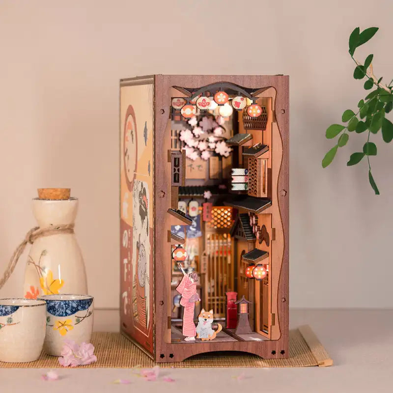 Book Nook Sakura Tree – japoński bar Izakaya pod sakurą, diorama DIY z oświetleniem LED