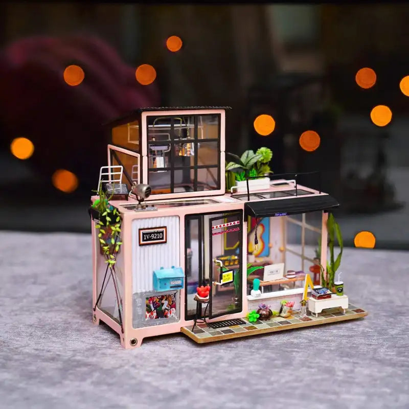 Kawalerka Kevina – detale zestawu DIY