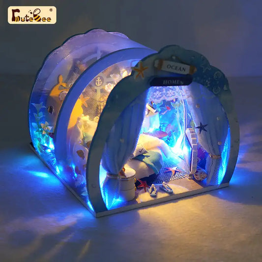 Miniaturowy domek Sekret głębin – zestaw DIY z LED – gotowy model